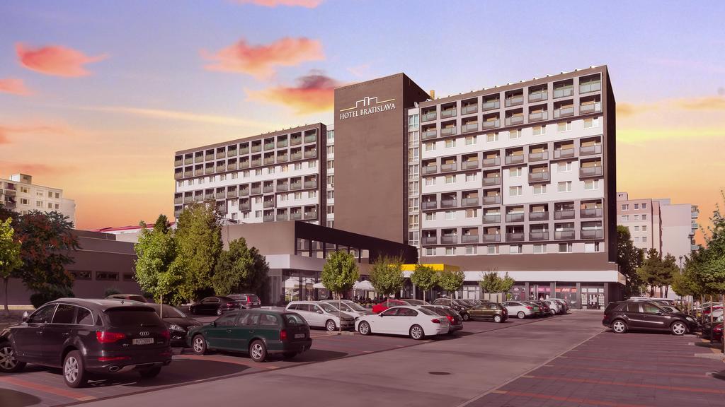 Hotel Bratislava Exterior photo