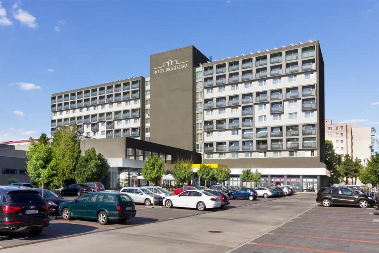 Hotel Bratislava Exterior photo